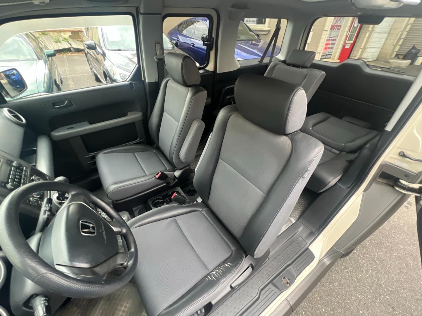 2005 Beige /Gray Honda Element EX 4WD 4-spd AT (5J6YH286X5L) with an 2.4L L4 DOHC 16V engine, 4 Speed Automatic Overdrive transmission, located at 1018 Brunswick Ave, Trenton, NJ, 08638, (609) 989-0900, 40.240086, -74.748085 - Wow, This Element is Super Clean and runs like new! An absolute must see and drive to appreciate this rare Honda!! - Photo#10